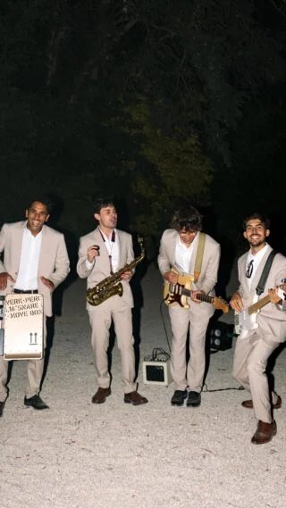 From Paris to everywhere, thank you for an incredible 2025 🌍 🔥

We are already looking forward to 2026 🥂

proud member of @theroamingagency

#Roamingband #luxuryevents #strollingband #eventplanner #luxuryentertainment #weddingplanner #acousticband #luxurywedding #destinationwedding #privateparty