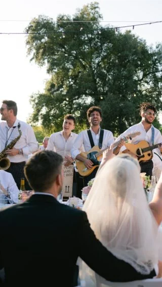 From stunning destinations to unforgettable weddings, parties, and corporate events, 2025 has been a truly wonderful journey ✨🌍

We feel blessed to be able to share our passion and love for music with all of you around the world 🎶

Looking forward to celebrate in 2026 🥂

proud member of @theroamingagency

#Roamingband #luxuryevents #strollingband #eventplanner #luxuryentertainment #weddingplanner #acousticband #luxurywedding #destinationwedding #privateparty